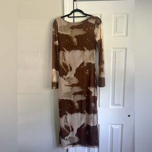 Le Lis Brown and Tan Long Sleeve Bodycon Dress
